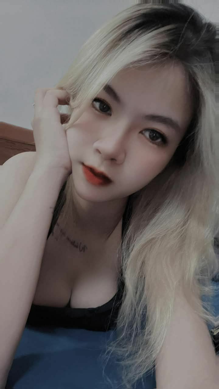 Người phụ nữ nhà bên dam dang của tôi